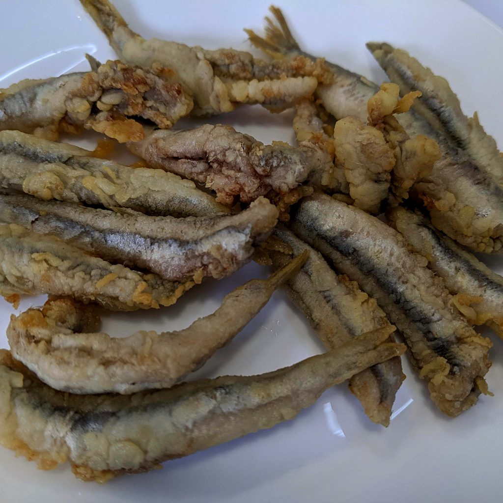 fried baby sardines
