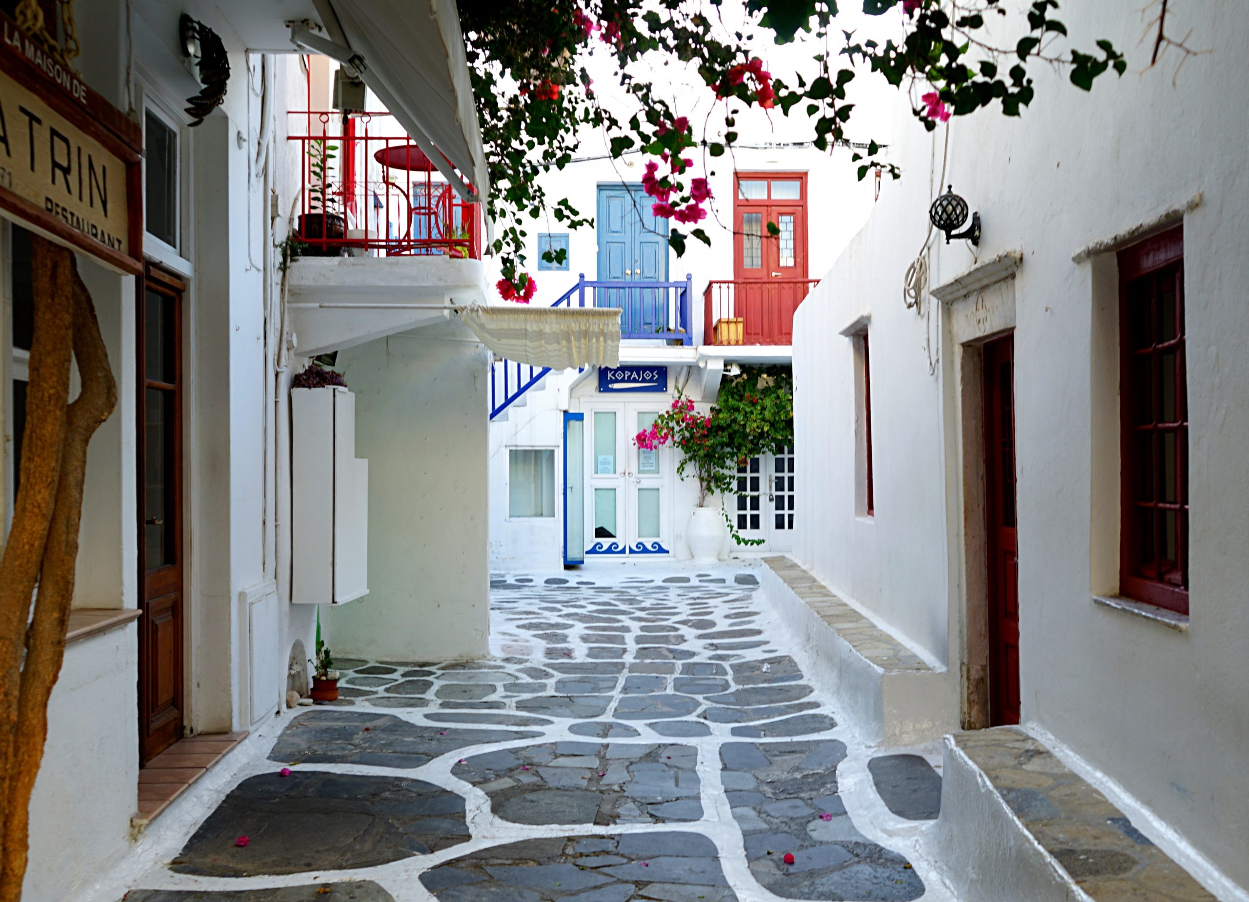 where-to-stay-in-mykonos