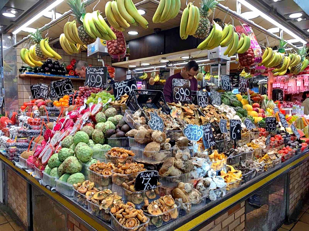 Fruits at Mercado de la boqueria in Spain