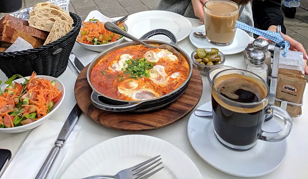 shakshuka-the-best-breakfast-in-israel