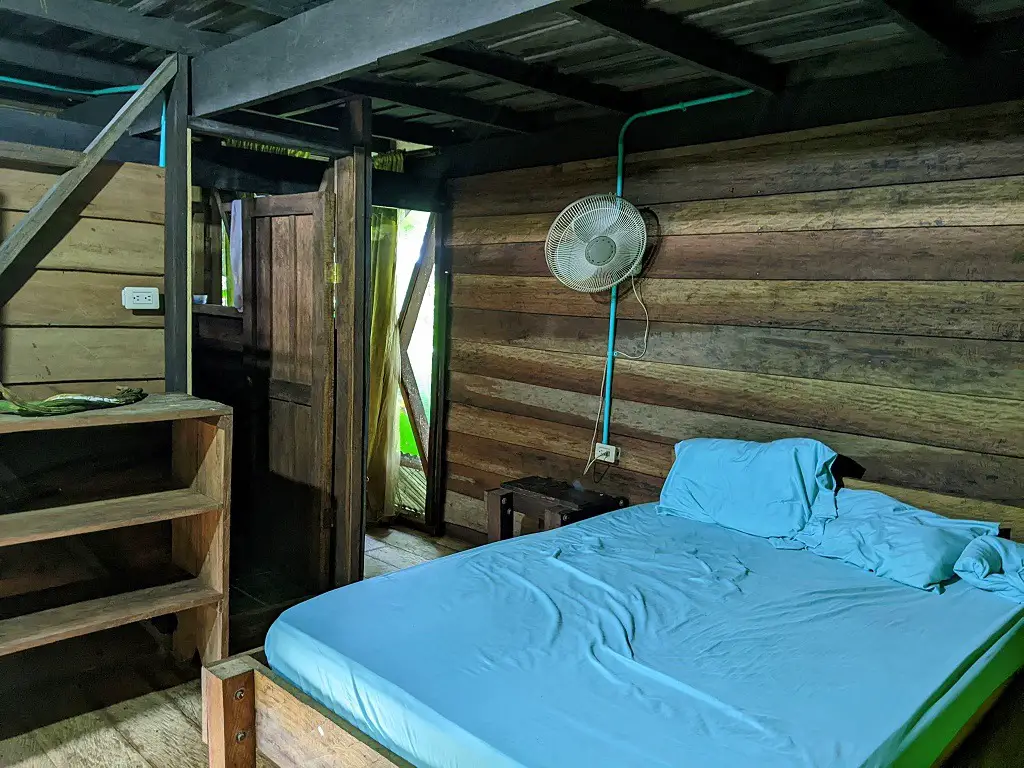 Hotel Review: Paraiso Ayahuasca in Puerto Narino, Amazonas (Colombia): bedroom