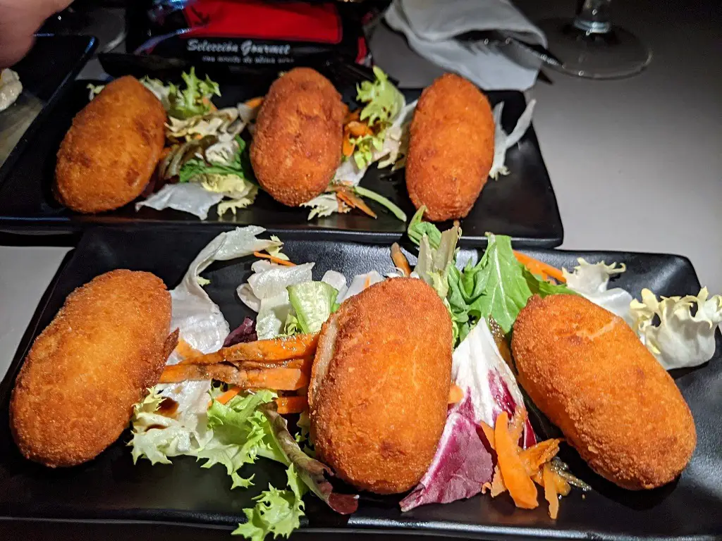 The Best Tapas Bars In Seville, Spain: Croquetas Caseras / Homemade Croquettes 