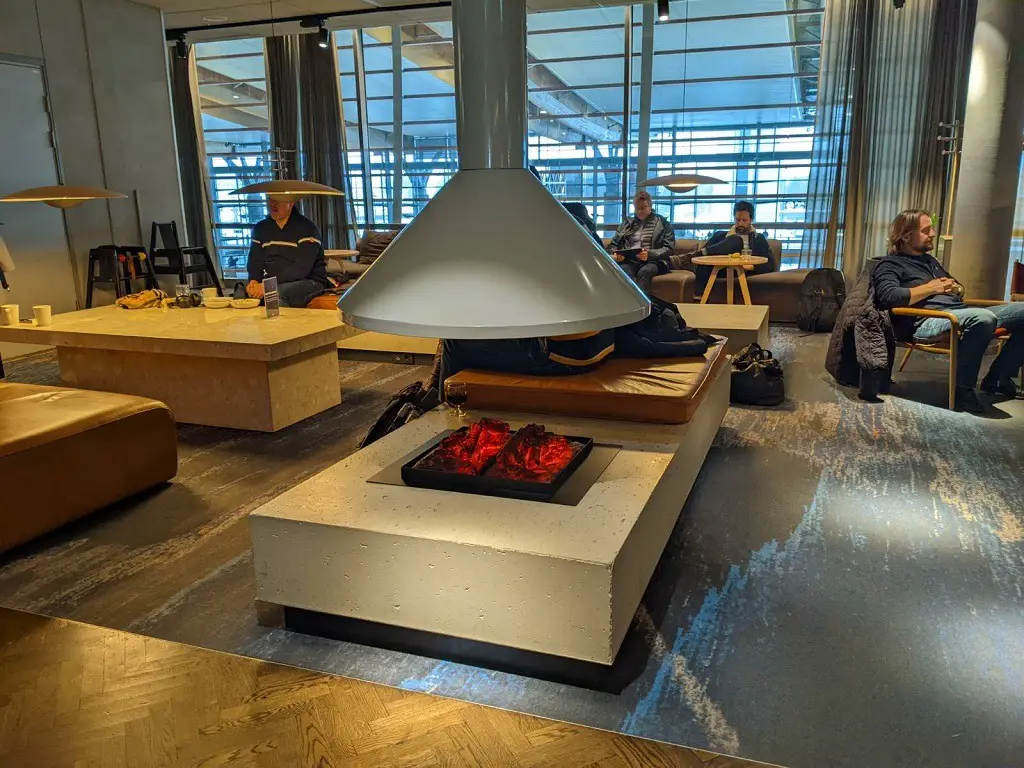 airport-lounge-review-sas-domestic-gardermoen