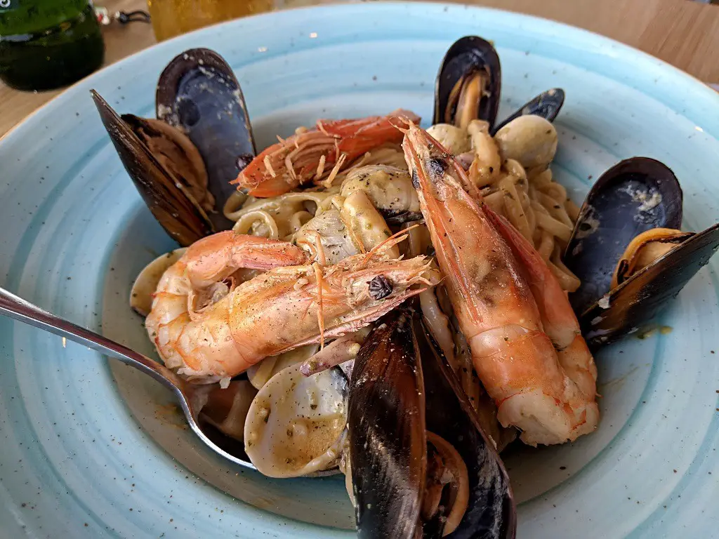Guide To Milos: Nostos Seafood Experience 
