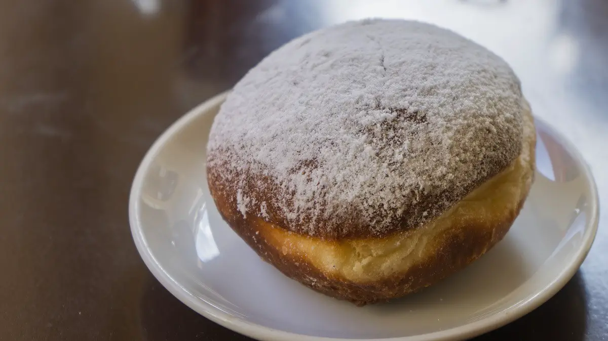 Pączki (Polish Donut)