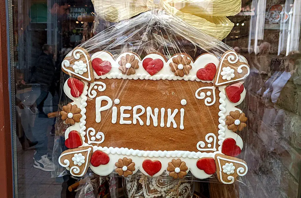 9 Must Try Polish Pastries For Food Lovers Pierniki (Polish Gingerbread Cookies)