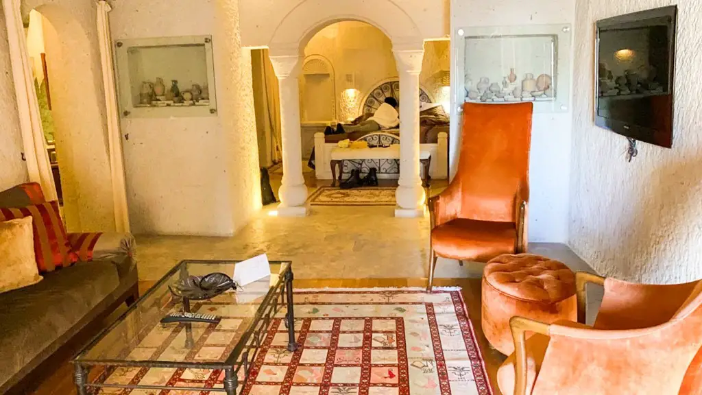 hotel-review-anatolian-houses-cave-hotel-presidential-suite-cappadocia