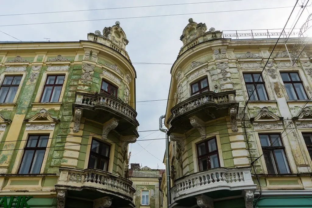 The Comprehensive Guide To Chernivtsi, Ukraine: Get Lost In The City And Enjoy Marvelous Architecture 