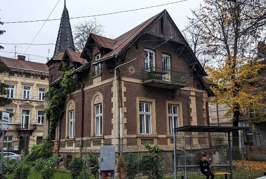 Historic Mansions In Lviv: Villa of the Rector of Polytechnic Placid Dzevinsky